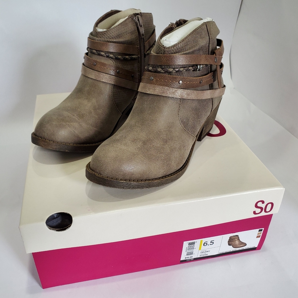 So Celery Ankle Boot